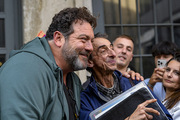 <span style='display:inline-block; background-color:#DF071E; width: 100%;padding:5px;'>Denis Menochet</span>
