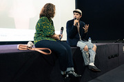 <span style='display:inline-block; background-color:#DF071E; width: 100%;padding:5px;'>Xavier Dolan</span>