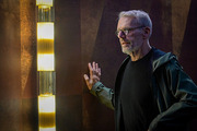 <span style='display:inline-block; background-color:#DF071E; width: 100%;padding:5px;'>Lambert Wilson</span>