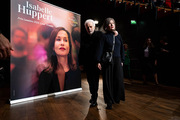 <span style='display:inline-block; background-color:#DF071E; width: 100%;padding:5px;'>Alejandro Jodorowsky et Pascale Montandon-Jodorowsky</span>