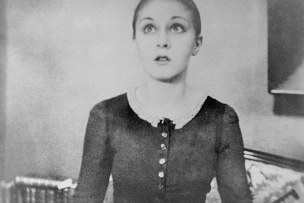 actu2024-Vampyr-IL-PO-cCollection-BIFI02