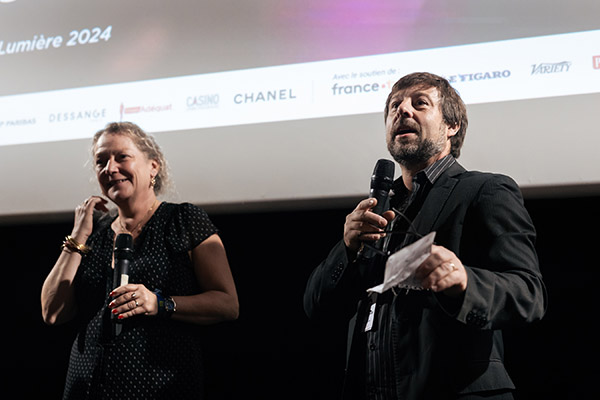 <span style='display:inline-block; background-color:#DF071E; width: 100%;padding:5px;'>Anne-Laure Brénéol et Lionel Ithurralde (Malavida)</span>