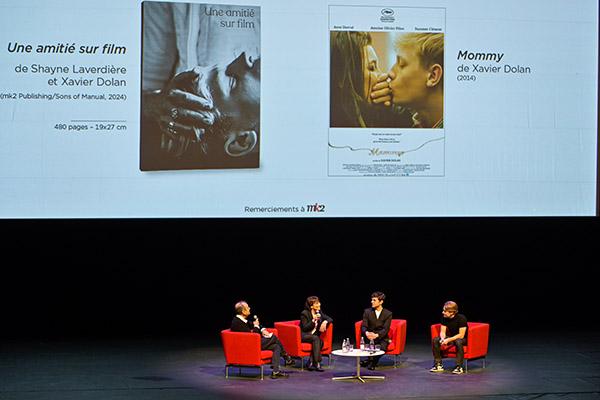 <span style='display:inline-block; background-color:#DF071E; width: 100%;padding:5px;'>UNE SOIRÉE AVEC XAVIER DOLAN</span>